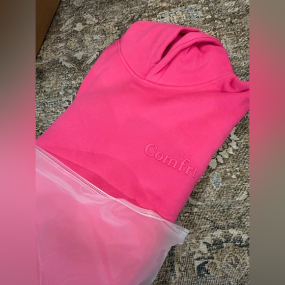 Comfrt Minimalist Hoodie Hot Pink Size XL Heavyweight Loungewear NWT - Picture 6 of 7